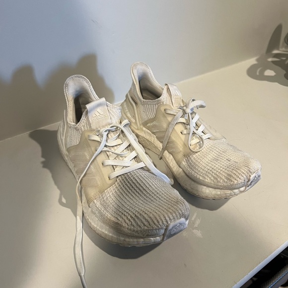 Adidas - Picture 2 of 3